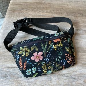Floral belt bag
